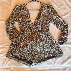 Lulu’s Dark Green and Floral Long Sleeve Backless Romper